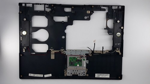 Dell Latitude D830 palmrest + touchpad PP04X - Afbeelding 2 van 2