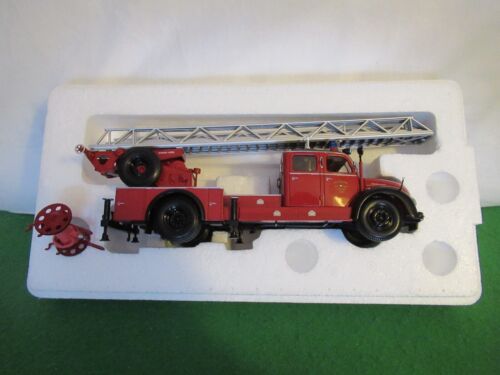 MINICHAMPS 1954 MAGIRUS 6500 S FIRE ENGINE SCALE 1:43 No. 439 140070 - Picture 8 of 12
