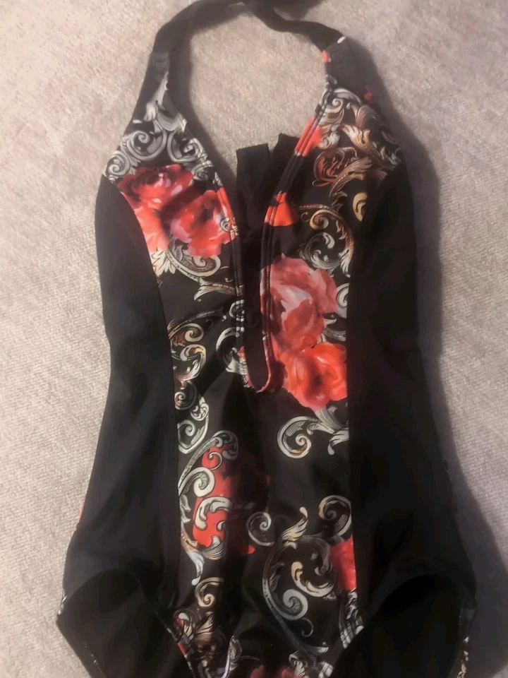 Y2K Guess Floral Bathing Suit Sexy Swim Vacation Pool Roses Halter Sz S Small - Image 2 of 4