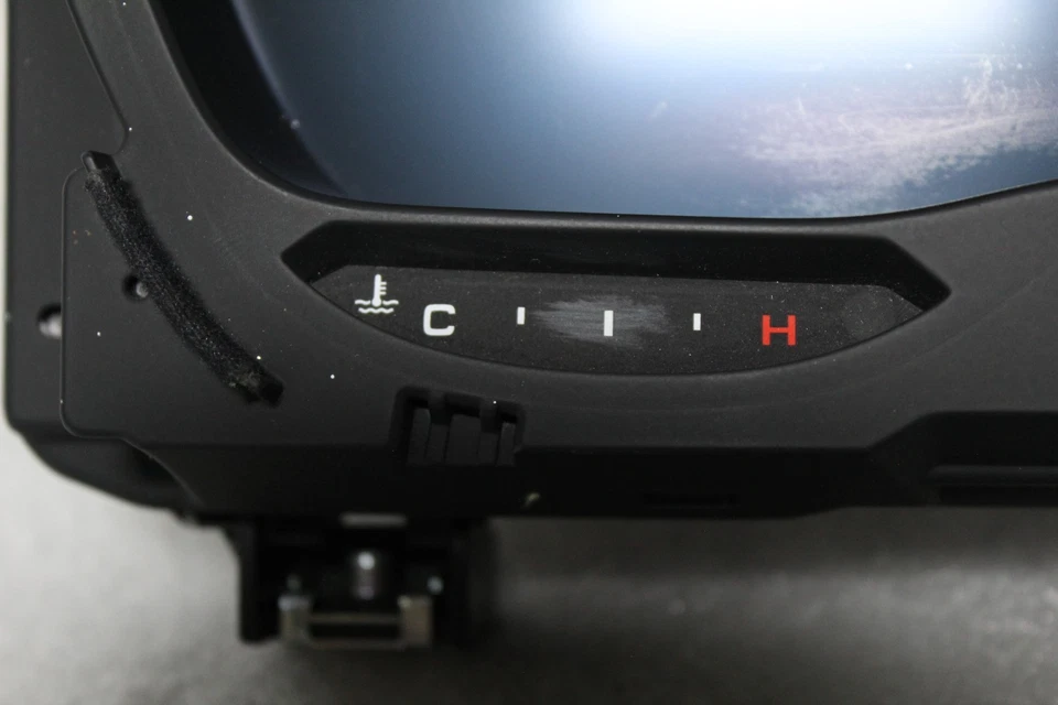 2017-2020 奥迪 A3 CABRIOLET 8V - 仪表组/速度计 8V0920890 — 第 3/4 张图片