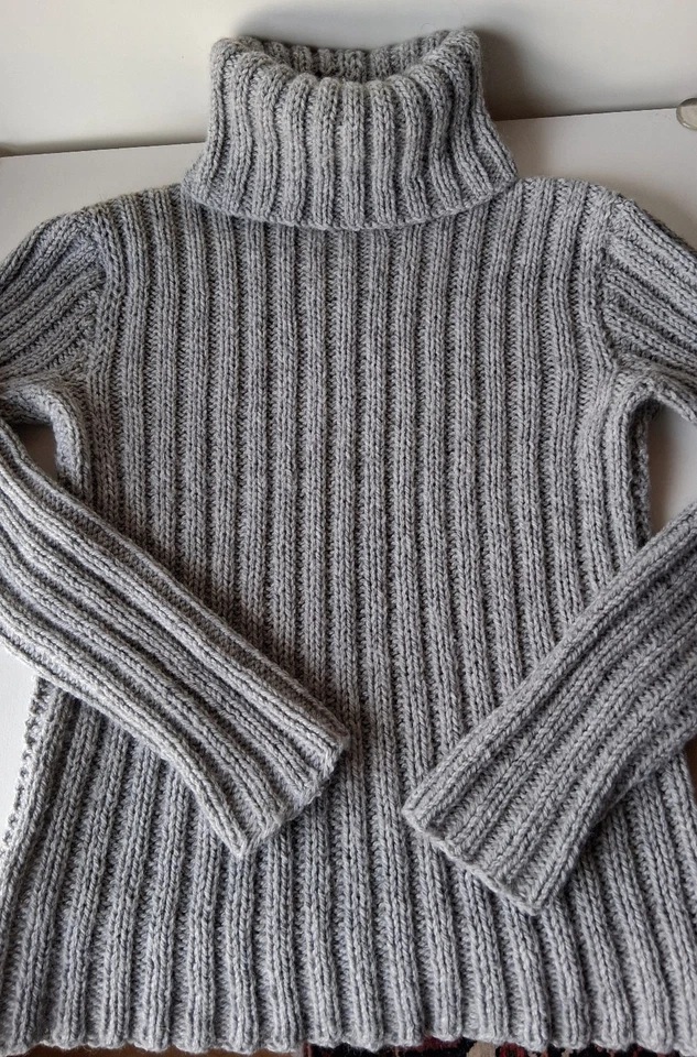 handmade * grauer Rollkragenpullover Gr. 38 * Grobstrick * ca. 70% Wollanteil - Bild 3 von 4