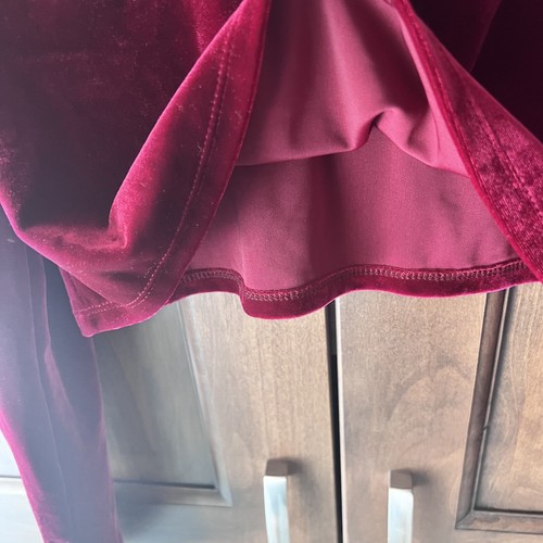 FOREVER 21 Contemporary-Burgandy Long Sleeve Crop Velvet Top Size XL - Picture 2 of 20