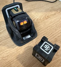 Original Anki Vector Advanced Companion Home Robot Base Kit 000-00075