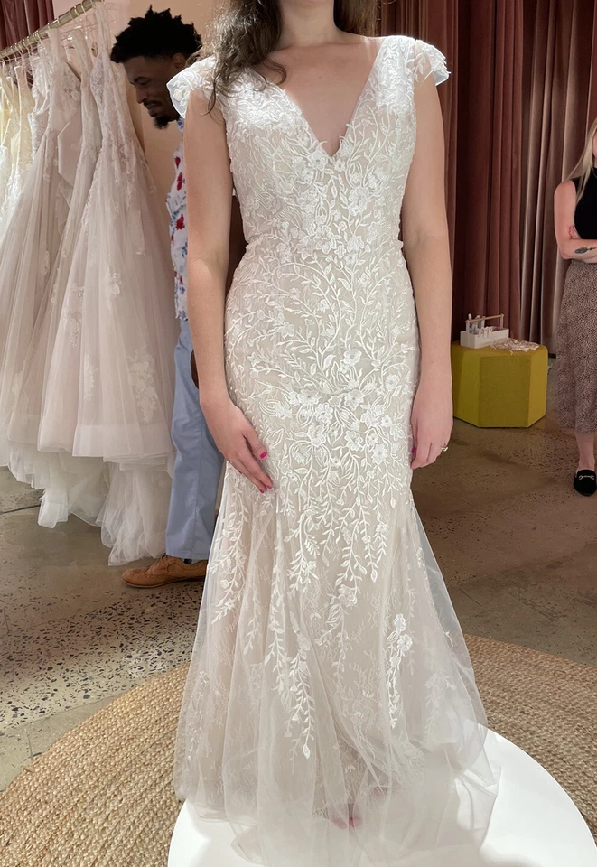 Vow’d Wedding Dress, Lively, Size 8 NWT Still in Bag and Box - Image 2 of 4