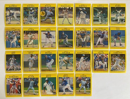 Toronto Blue Jays 1988, 1989, 1990, 1991, 1992 Fleer Team Set Lot (5 sets) - Picture 5 of 6