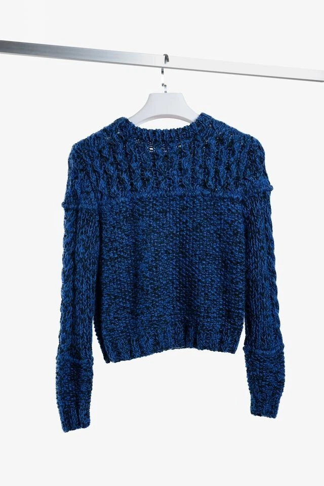 Suéter Tallado Grueso Tejido con Cable Negro Azul, Talla S Foto 2 de 4