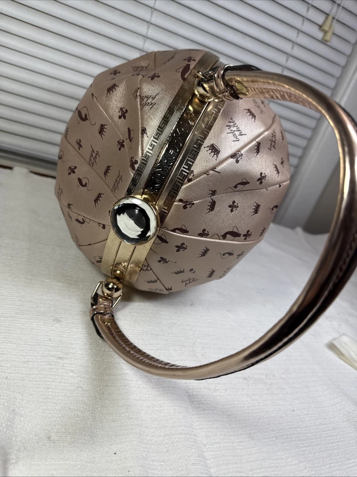 Cartera vintage Baby Phat bolsa esfera satinada correa dorada y tapa de cristal acento. Foto 4 de 4