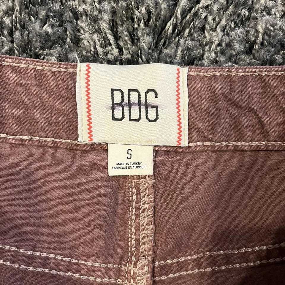 NUEVO CON ETIQUETAS Urban Outfitters BDG Mandi Denim Flocado Elastizado Maxi Falda Marrón Abertura Pequeña Foto 3 de 4