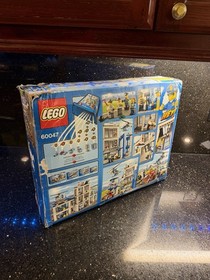LEGO CITY: Police Station (60047) | OPEN BOX | COMPLETE SET