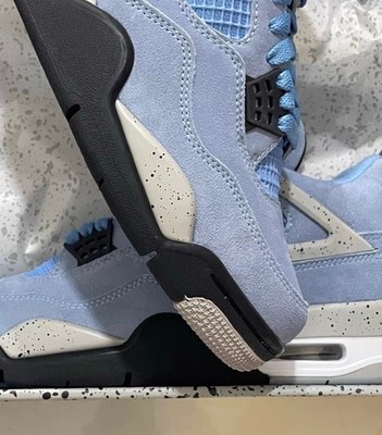 Size 10 - Jordan 4 Retro Mid University Blue Nike Air Jordan 4 Retro Mid University Blue CT8527-400 Men main image 3