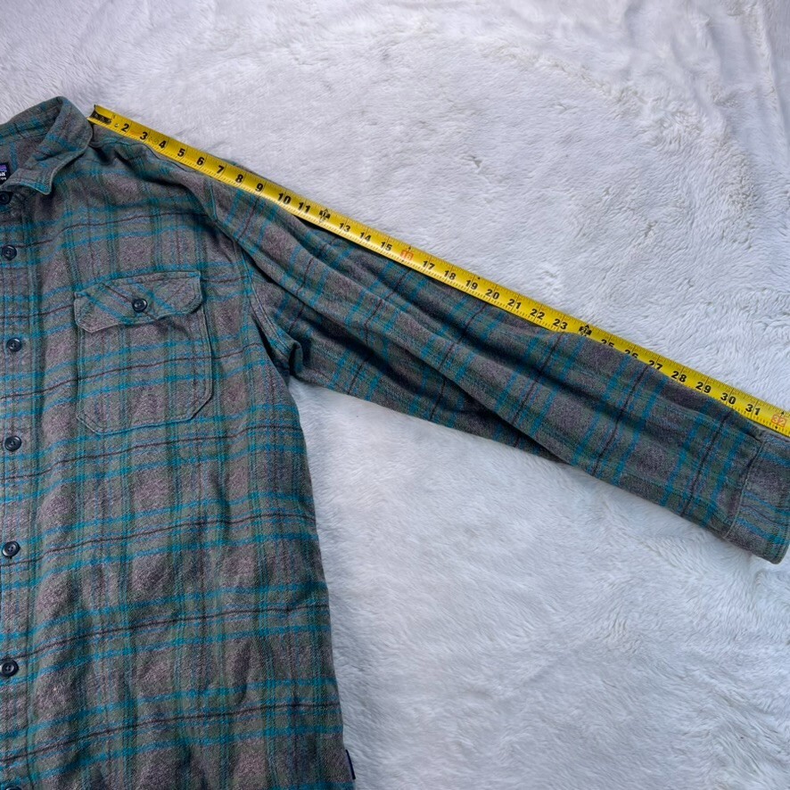 Patagonia Mens Size 2XL Gray / Green Fjord Flannel Shirt