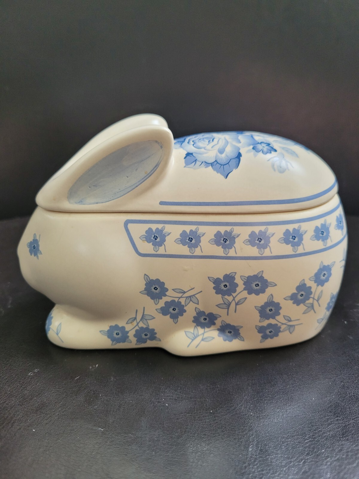 Vtg Crowning Touch Collection Floral Bunny Jewelry Trinket Box Ceramic Keepsake