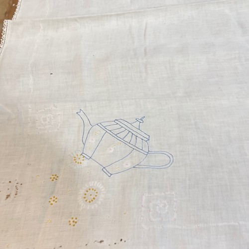 vtg tablecloth luncheon square cotton white embroidery tea cup crochet edge - Picture 6 of 12