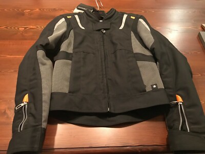 BMW Motorradbekleidung Jacke Hose Helm AGV Motorradhandschuhe
