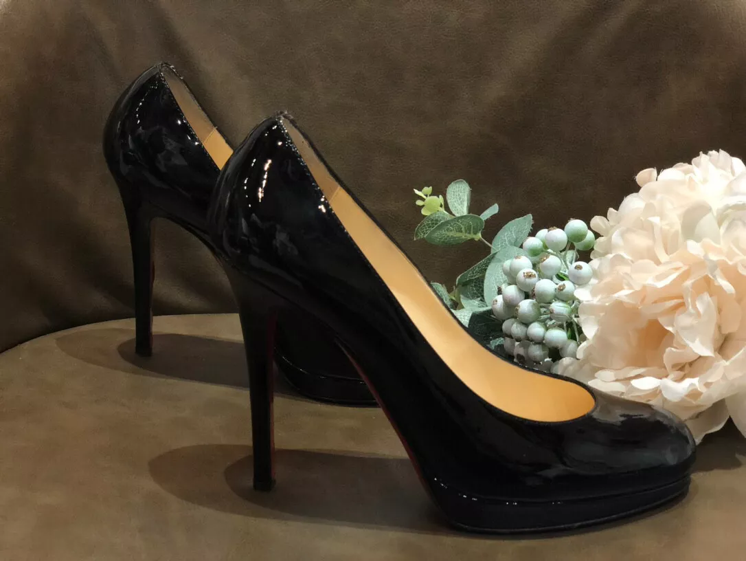 CHRISTIAN LOUBOUTIN BLACK PATENT LEATHER SIMPLE PUMPS 120 SIZE 35.5