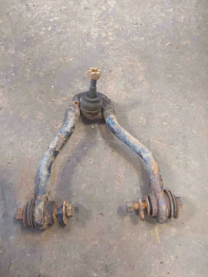 1988-1998 Chevy 1500 Front Upper Control Arm 4x4 ONLY LH Driver OEM 12388431 - Image 2 of 2