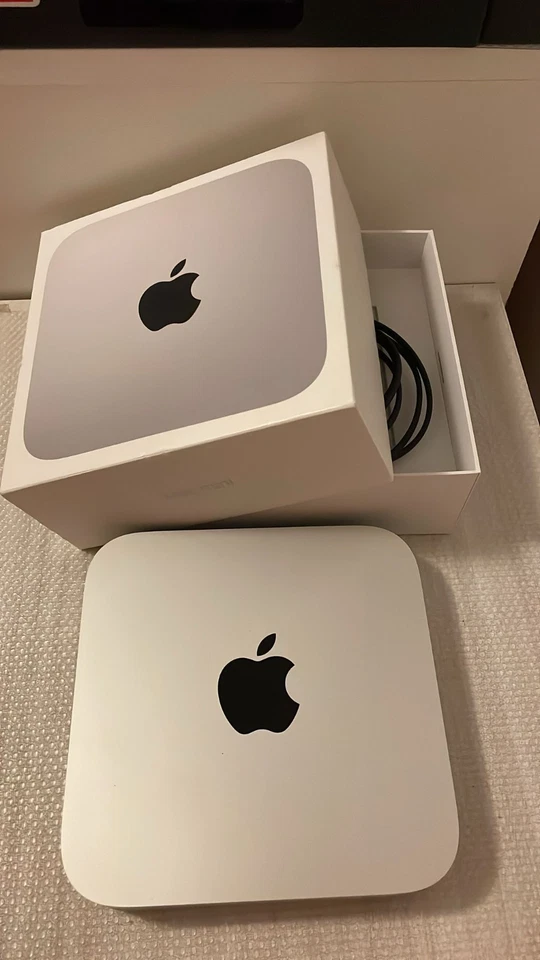Apple Mac mini (512GB SSD, M1, 8GB, Gigabit Ethernet) Argento - Immagine 3 di 3