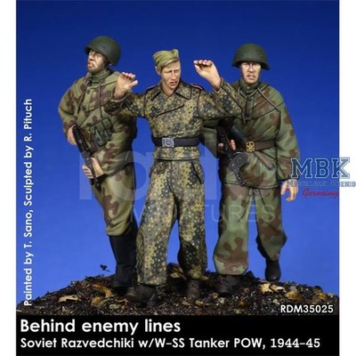 Rado Miniatures RDM35025 Behind enemy lines - Soviet Razvedchiki w/ POW