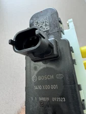 Genuine Bosch Diesel Emission Fluid Pump Module 2010-16 GMC Savana Chevy Express