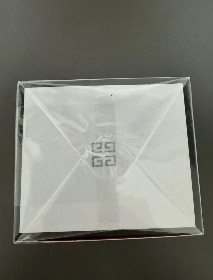 Givenchy L'interdit 80ml Eau de Parfum per Donna - Immagine 3 di 4