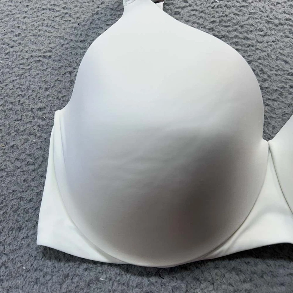 Jockey Bra 40DD Full Coverage 3967 Jockey Womens Cushion Wire Full Coverage Bra - Image 3 of 4