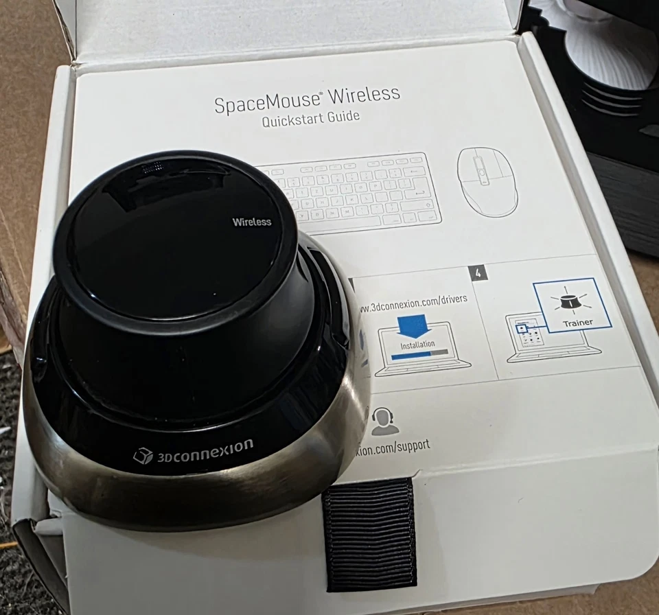 3Dconnexion SpaceMouse Wireless 3D Mouse Black (3DX-600044) boxed immaculate.  - Image 4 of 4