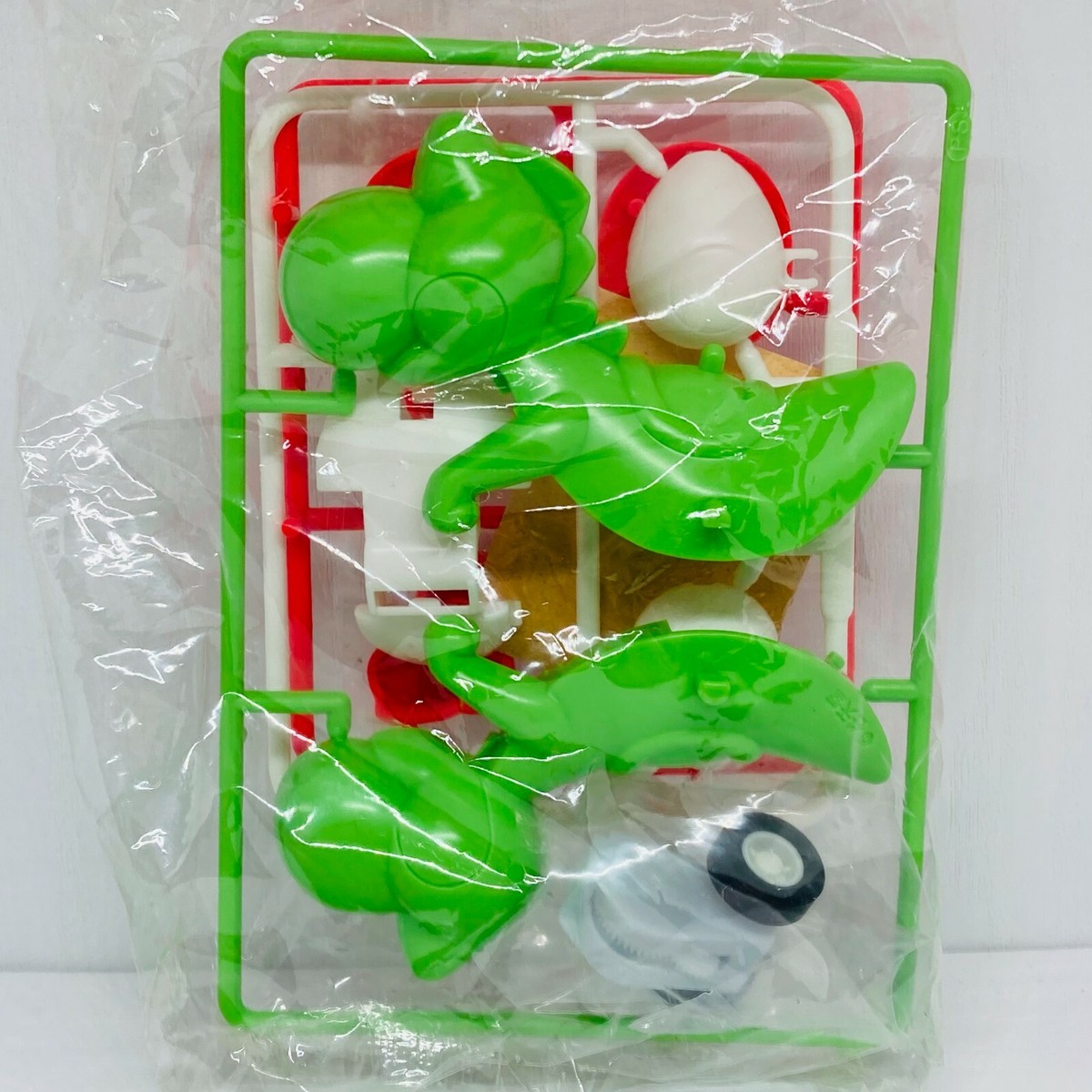 Bandai 1995 Nintendo Super Mario Yoshi's Island Dash Yoshi