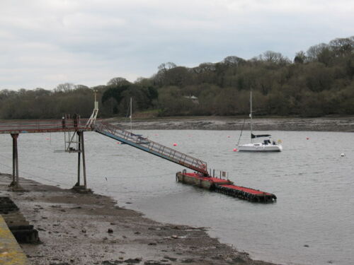 Photo 6x4 Lawrenny Quay The Fleet Air Arm flew Walrus seaplanes from this c2007 - Photo 1/1