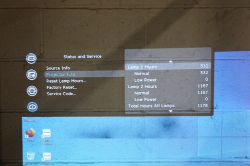Tested Working * 1 Of 2 Lamps * Small Issues * Infocus IN5532 Venue Projector - Picture 8 of 10