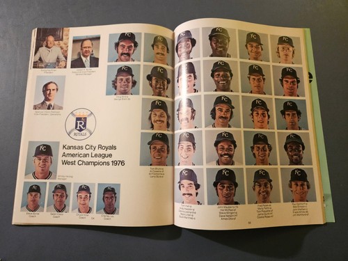 1976 MLB WORLD SERIES PROGRAM, CINCINNATI REDS VS. NEW YORK YANKEES - MINT RARE - Picture 8 of 9