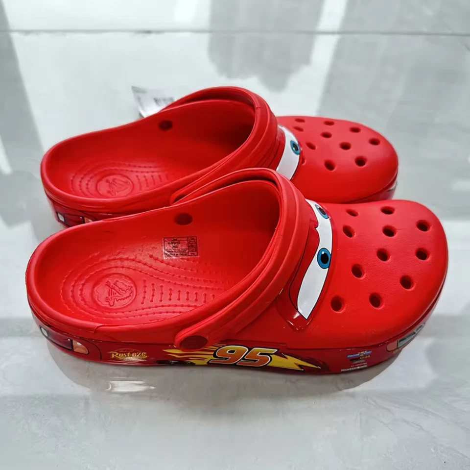 Zuecos zapatos Lightning McQueen Crocs rojos Disney Pixar Cars para hombre 6-10 para mujer 8-12 Foto 2 de 3