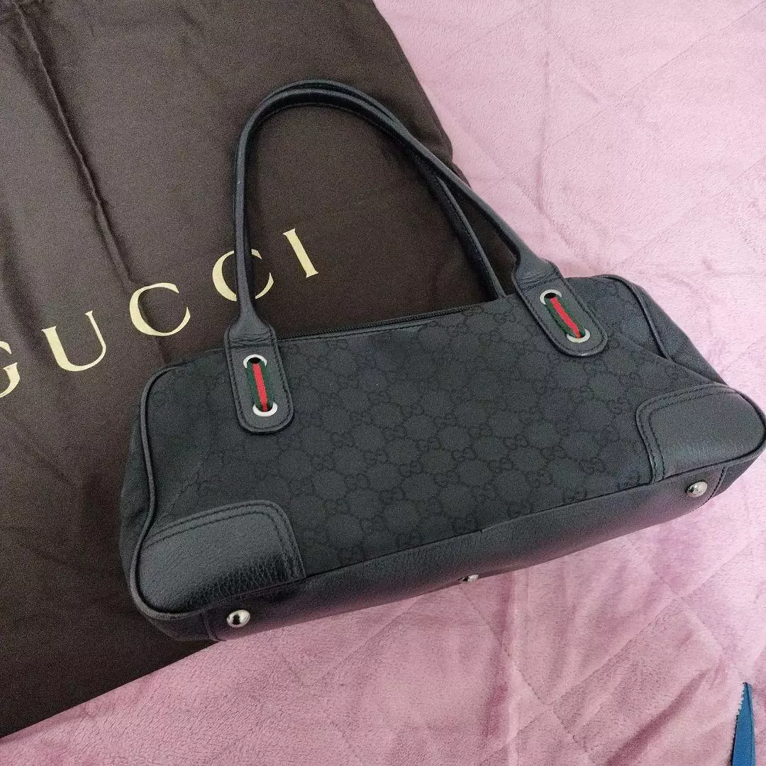 Gucci Mini Boston