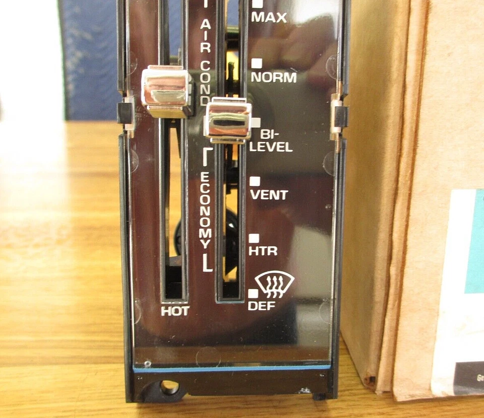 NOS AIR CONDITIONER AC CONTROL HEAD MODULE 1980-1982 BUICK SKYLARK 16014414 — 第 3/4 张图片