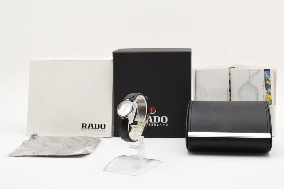 [N/COMO NUEVO con caja] Reloj de cuarzo para mujer RADO 322.3764.4 esfera plateada 16 cm #39 Foto 2 de 4