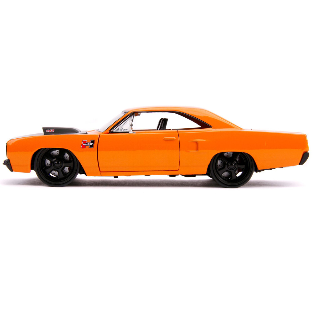 ミニカー BIGTIME MUSCLE 1970 PLYMOUTH ROAD RUNNER Amazon.com: Big Time Muscle 1:24 1970 Plymouth Roadrunner