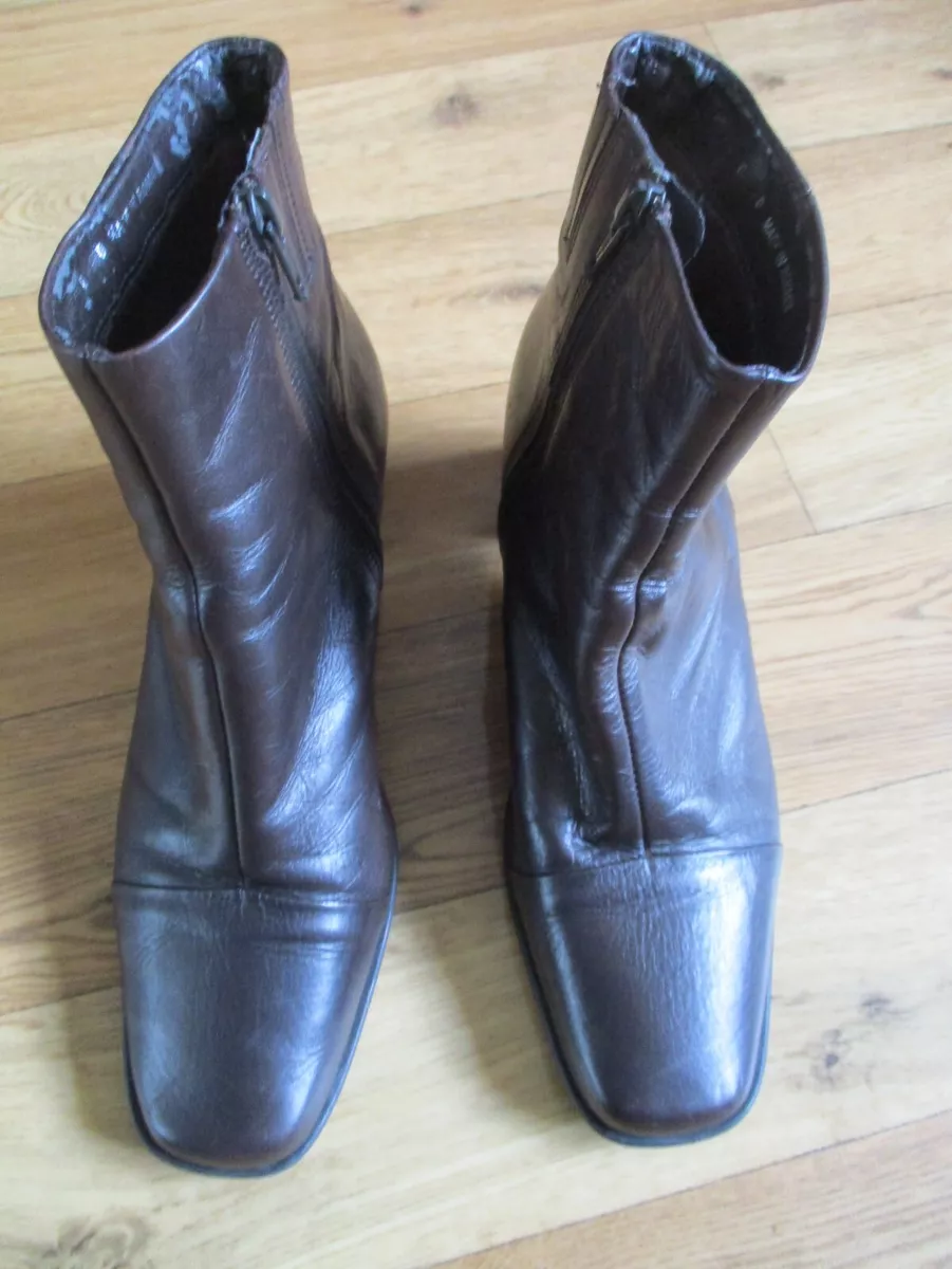 Clarks ladies boots size 6 sale