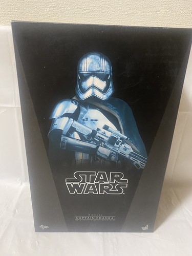 Hot Toys 1/6 Scale Star Wars TFA Captain Phasma MMS328 (2016) - 第 1/22 張圖片