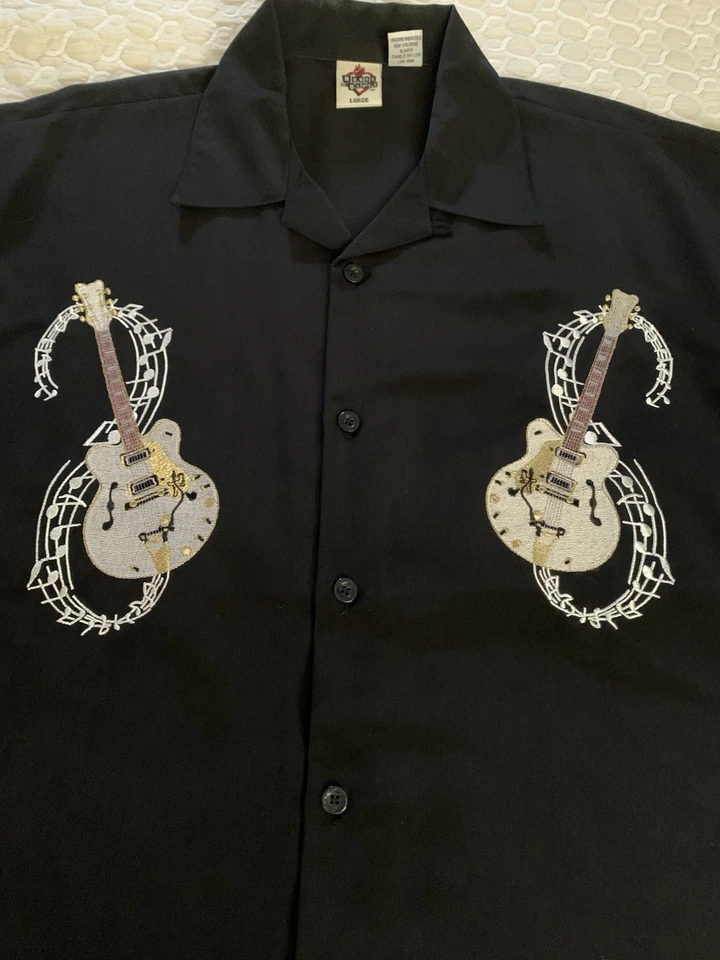 Camisa de guitarra House of Blues bordada negra con botones para hombre talla grande Foto 3 de 4