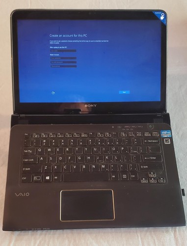 Sony VAIO SVE14AE13L 14" Touchscreen Laptop – Intel Core i5,500GB HDD, 8GB RAM - Picture 4 of 6