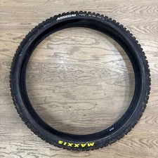Maxxis Assegai 29” x 2.5” 3C MaxxGrip DH Casing Yellow Logo Mountain Bike Tire