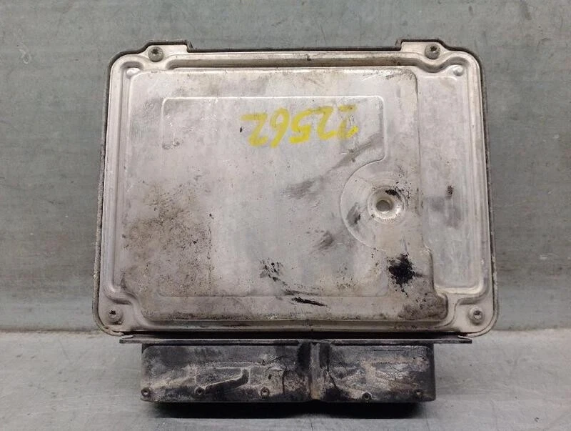 55189629 centralina motore per OPEL VECTRA C STATION WAGON (Z02) 1.9 5483130 - Immagine 2 di 4