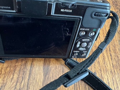Panasonic Lumix DMC-LX7 10 Megapixel Compact Digital Camera + Case - Picture 4 of 6