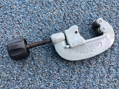 NEW Superior Tool 1-1/8'' O.D.       Screw-Feed Tubing Cutter 350 USA