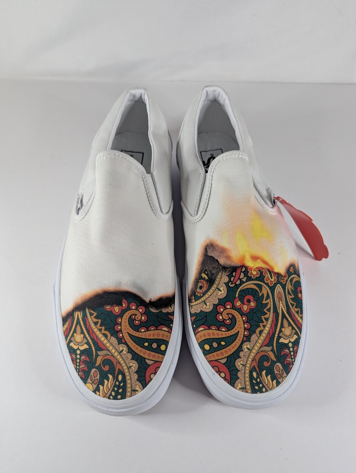 VANS Classic Slip On Big Reveal Skate Shoe White Paisley Sneakers Men's 10