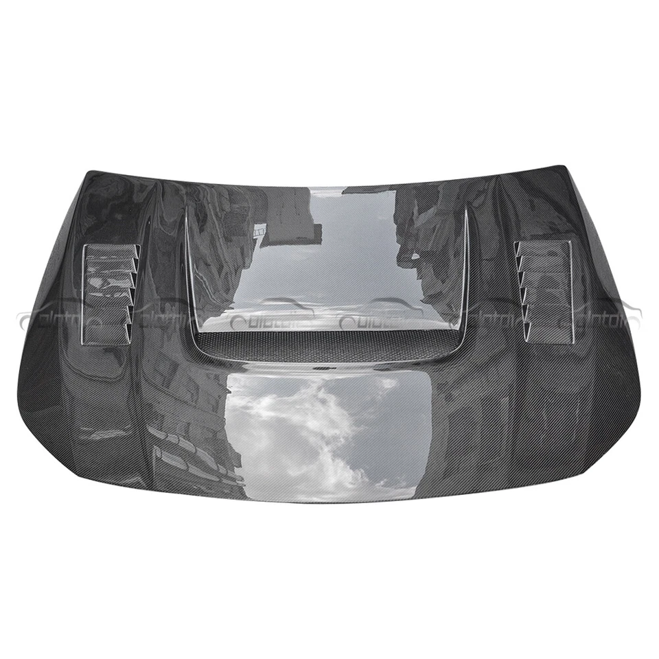 Cubierta del capó del motor de fibra de carbono estilo VRS para Mercedes Benz W177 A45AMG Foto 2 de 4