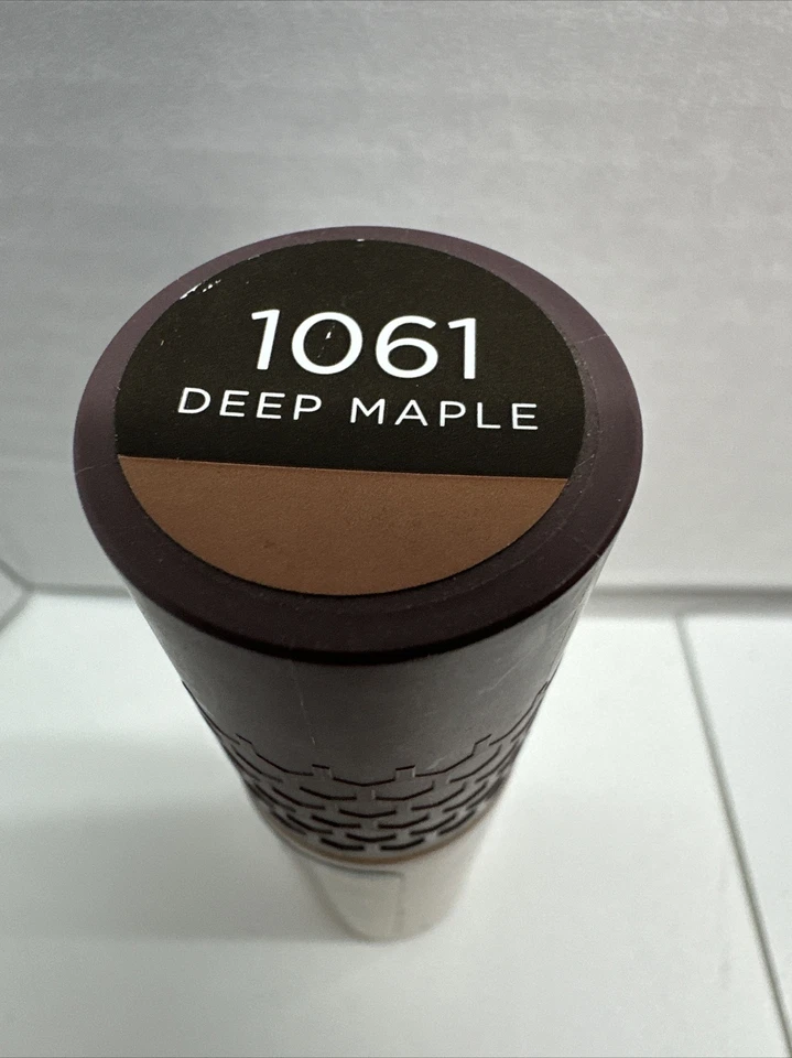 Burt's Bees Goodness Glows Liquid Foundation, 1 oz, DEEP MAPLE #1061 - Image 3 of 3