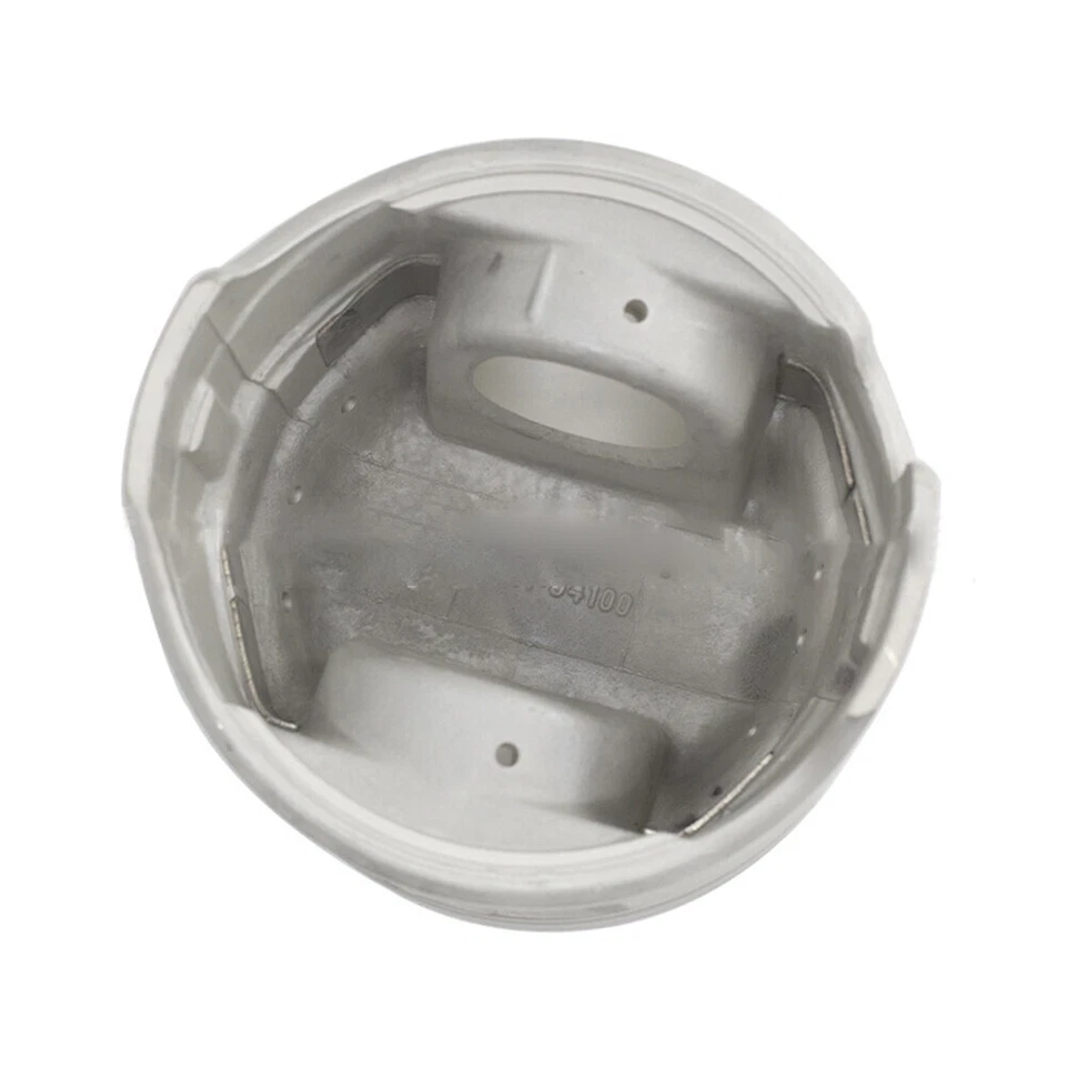 Piston Cylinder Set for Toyota Hilux 3L Engine 13101-54100 - Image 2 of 4