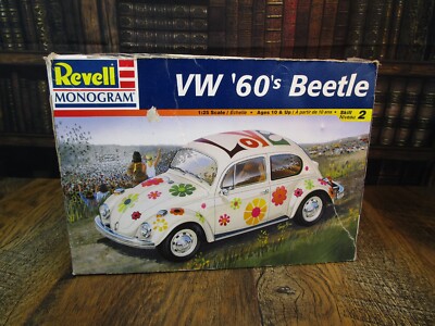 Custom Built REVELL MONOGRAM VW  60s VOLKSWAGEN BEETLE 1:25 Model Car #85-7143
