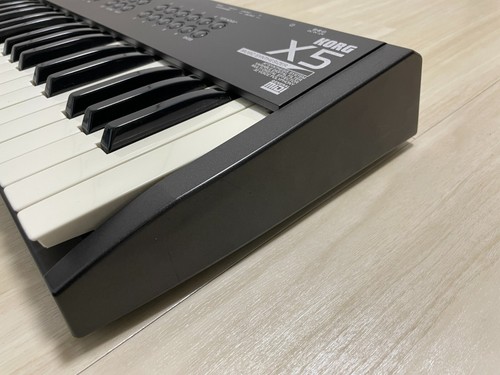 Korg X5 61-Tasten Tastatur Synthesizer mit Adapter gebraucht aus Japan - Bild 8 von 15