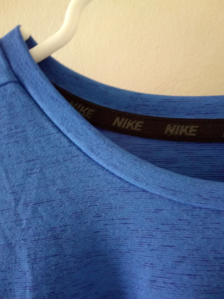 Camiseta gris manga larga Nike Legend Dri-Fit para hombre talla XXL azul real  Foto 3 de 4